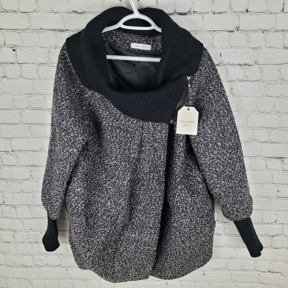 Chilanne Black and Gray Women's Coat